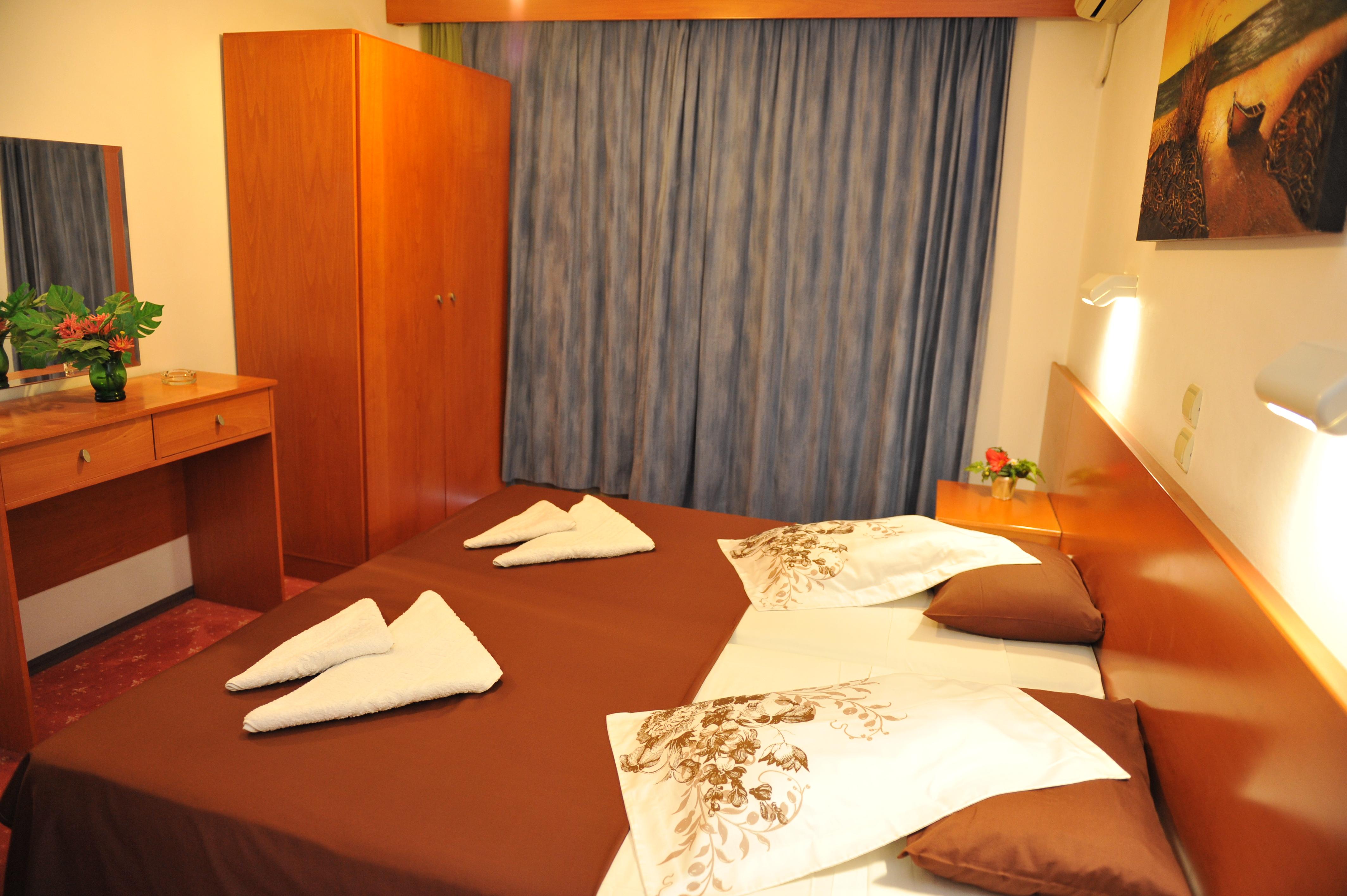 Heleni Beach Hotel Ялиссос Экстерьер фото