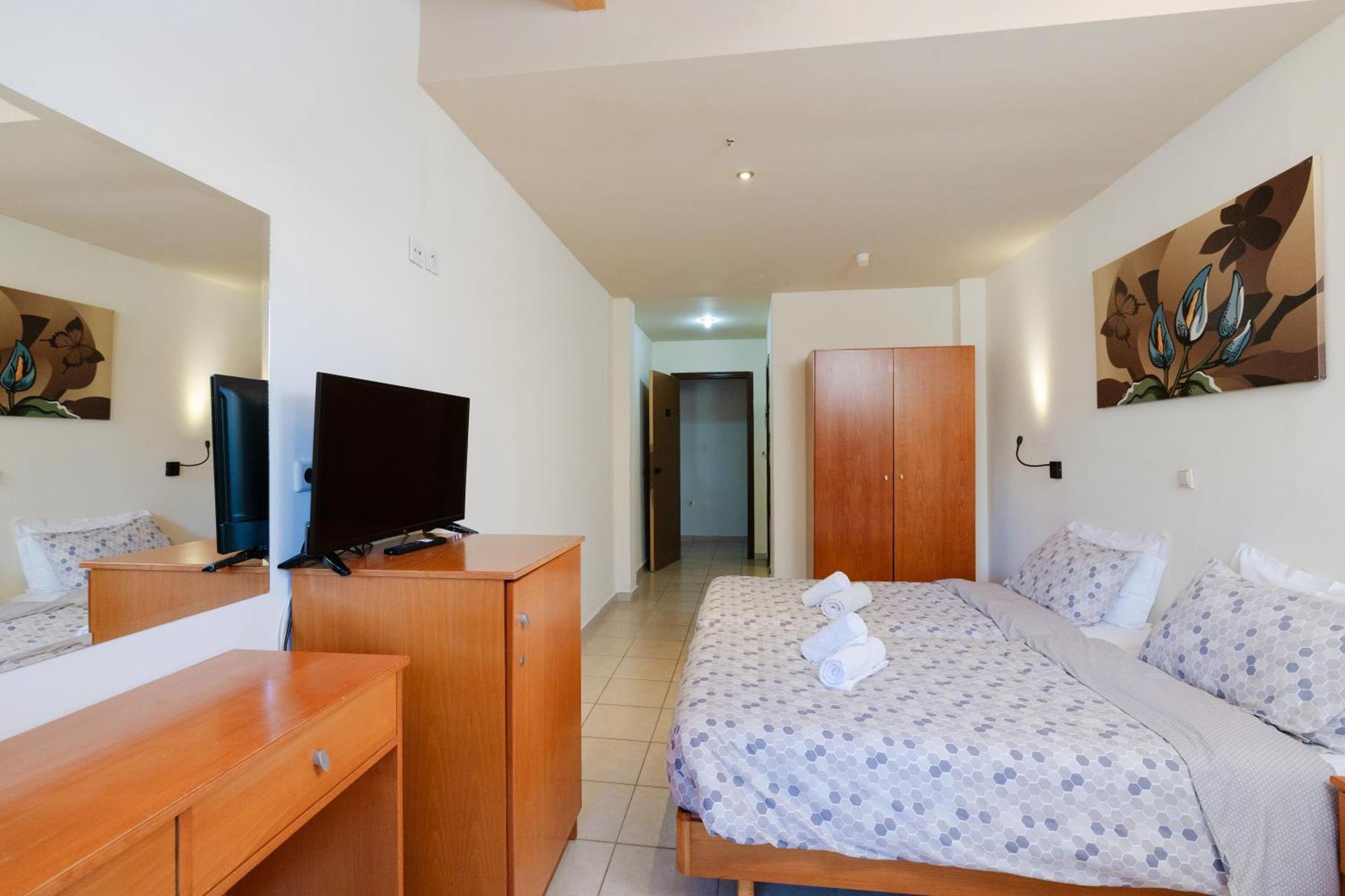 Heleni Beach Hotel Ялиссос Экстерьер фото