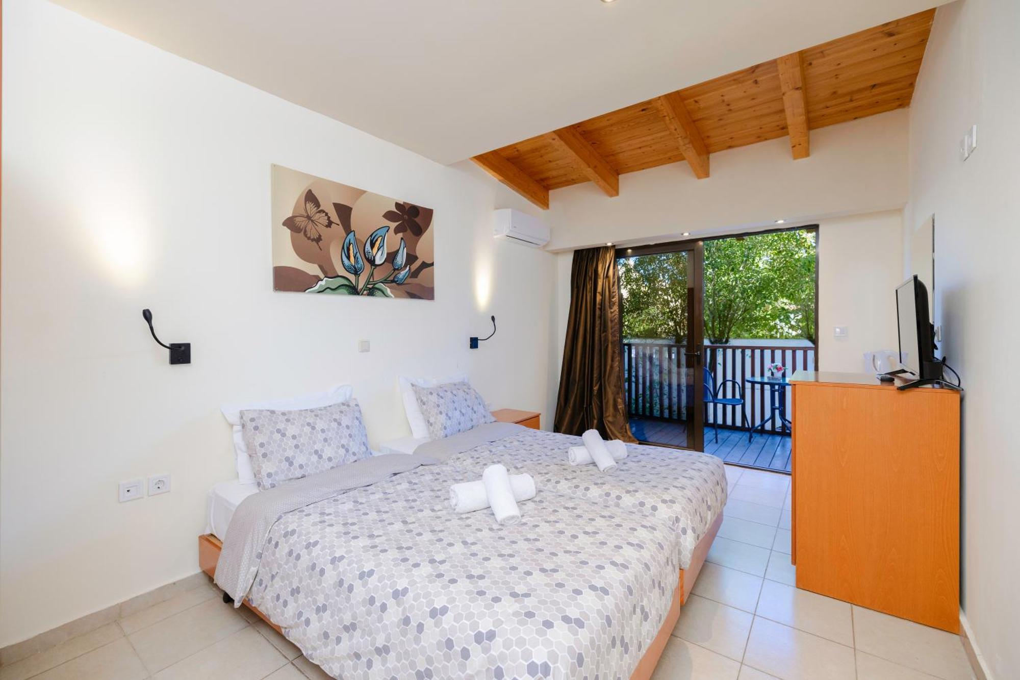 Heleni Beach Hotel Ялиссос Экстерьер фото